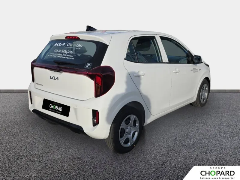 Image secondaire du véhicule 4