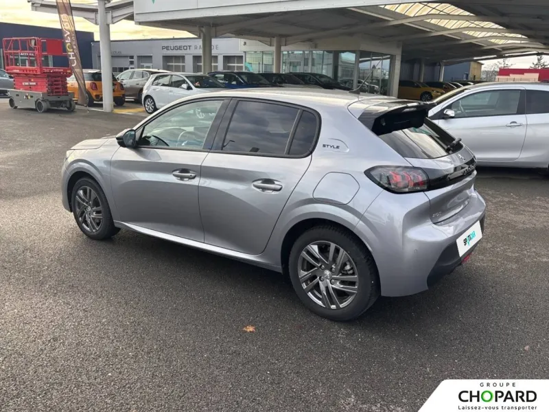 Image secondaire du véhicule 31