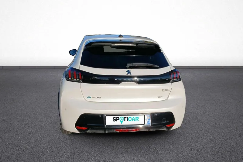 Image secondaire du véhicule 6