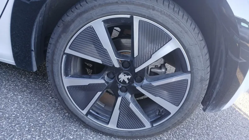 Image secondaire du véhicule 11