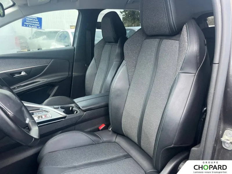 Image secondaire du véhicule 10