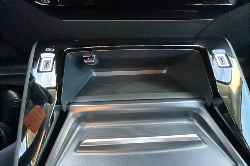 Image secondaire du véhicule 23