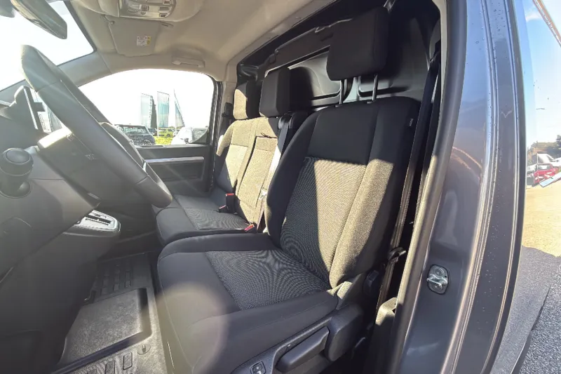 Image secondaire du véhicule 10