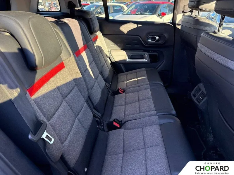 Image secondaire du véhicule 21