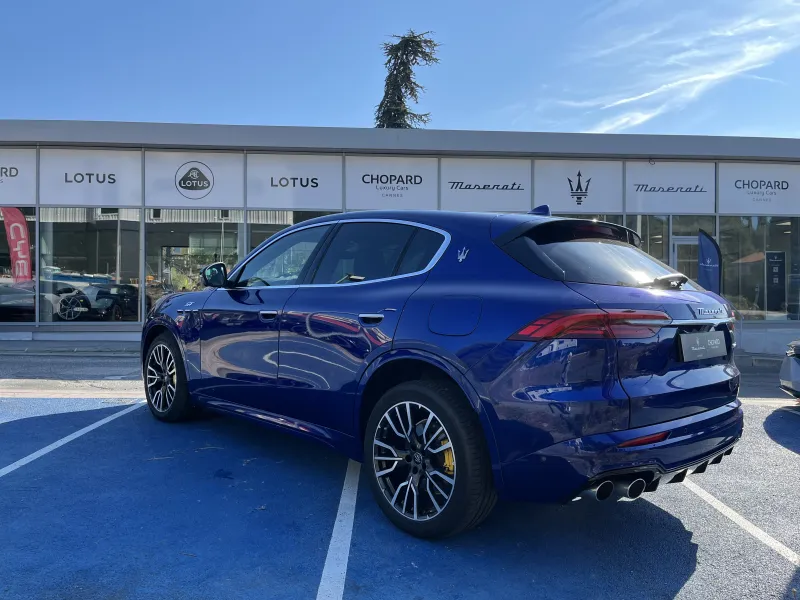 Image secondaire du véhicule 4