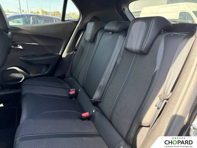 Image secondaire du véhicule 9