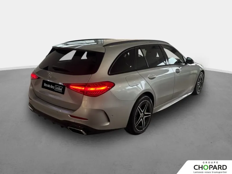 Image secondaire du véhicule 4