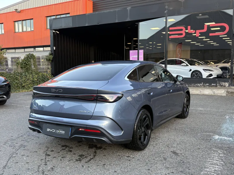 Image secondaire du véhicule 8