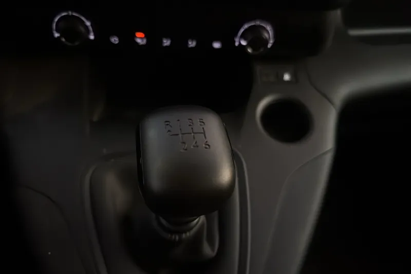 Image secondaire du véhicule 25