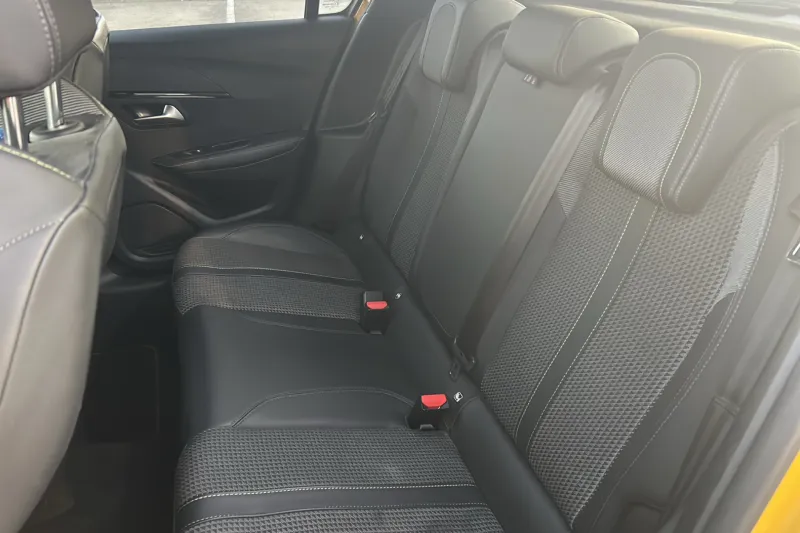 Image secondaire du véhicule 11