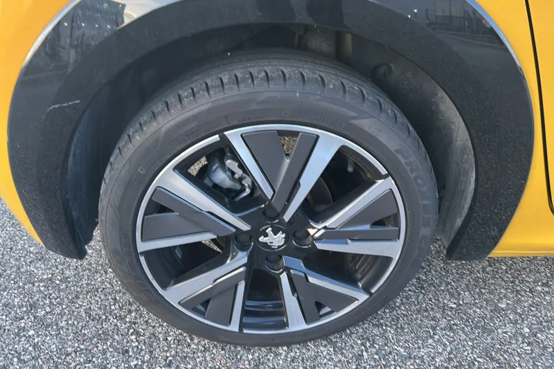 Image secondaire du véhicule 15