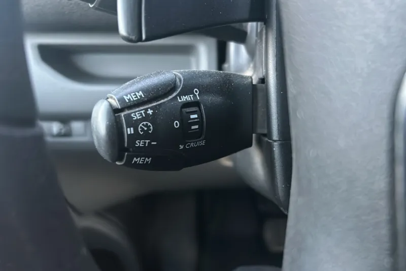 Image secondaire du véhicule 16