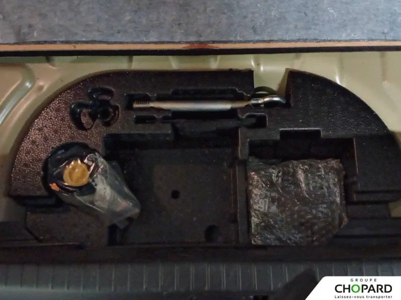 Image secondaire du véhicule 17