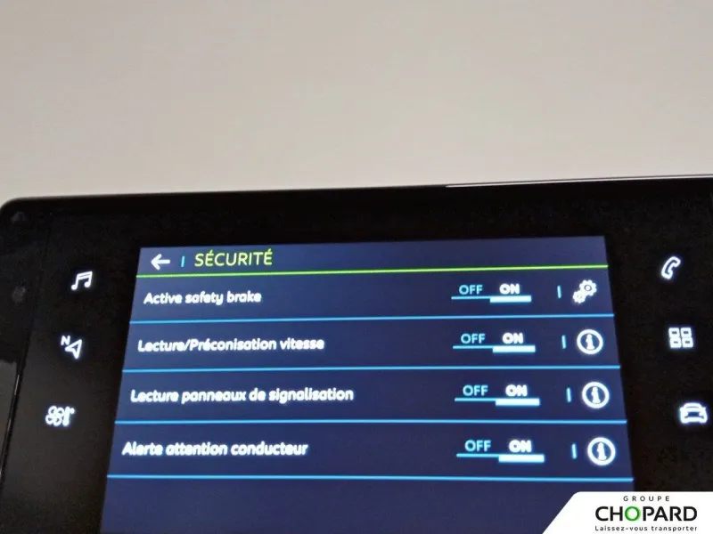 Image secondaire du véhicule 22