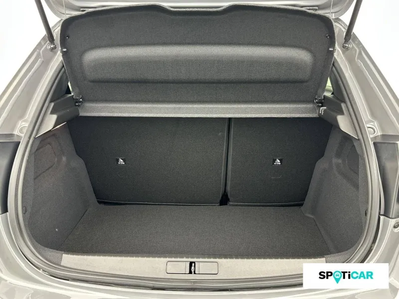 Image secondaire du véhicule 11