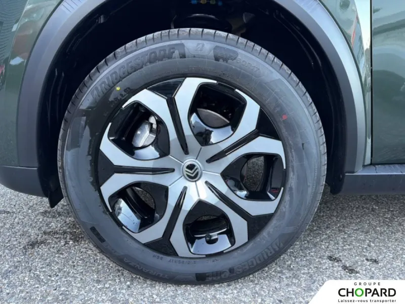 Image secondaire du véhicule 24