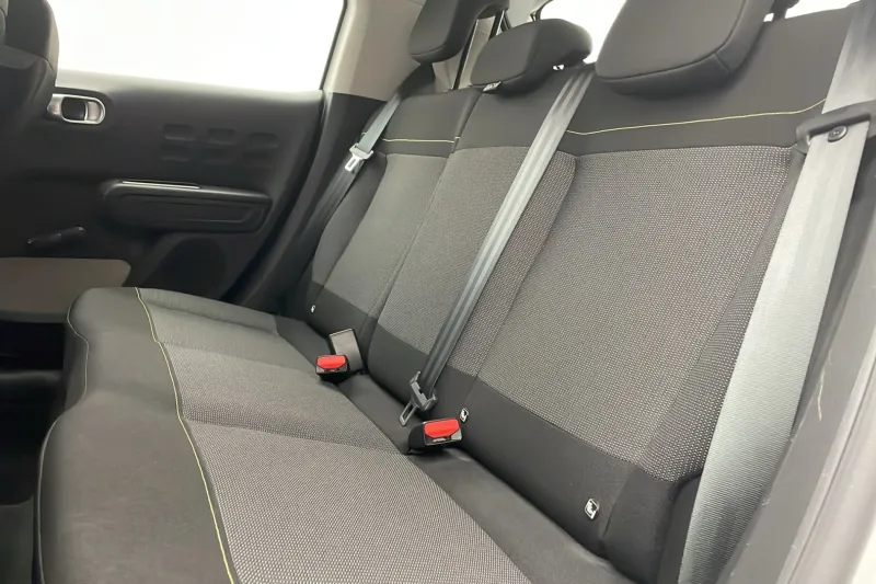 Image secondaire du véhicule 15