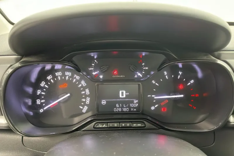 Image secondaire du véhicule 18