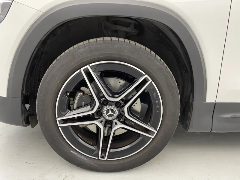 Image secondaire du véhicule 19