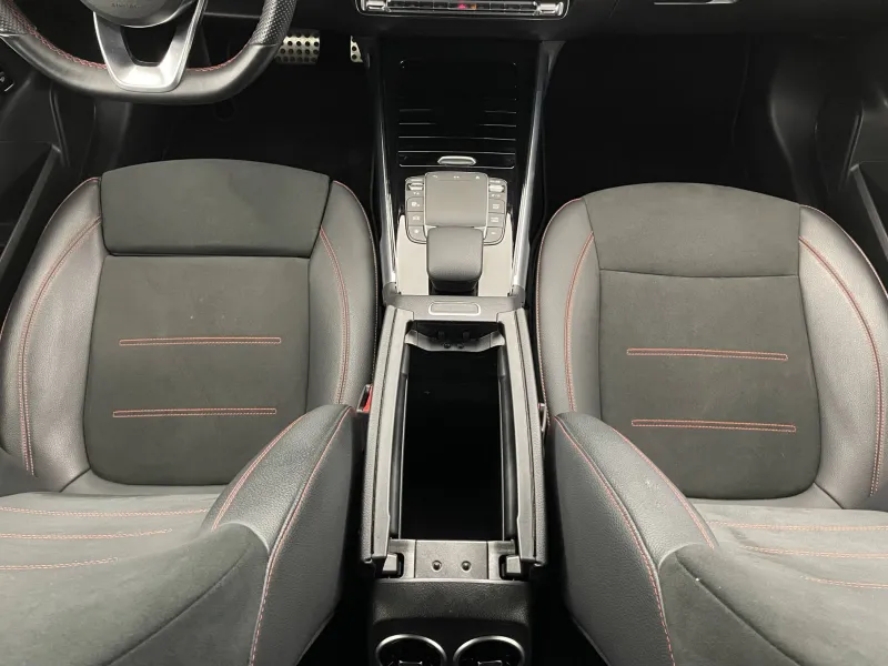 Image secondaire du véhicule 33