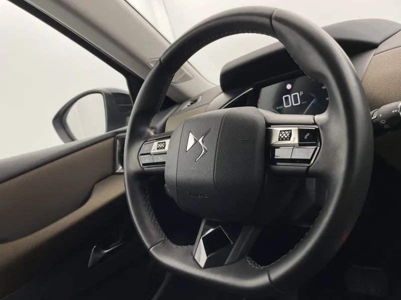 Image secondaire du véhicule 25