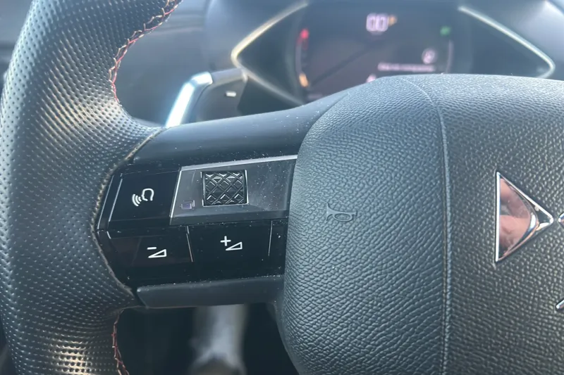 Image secondaire du véhicule 14