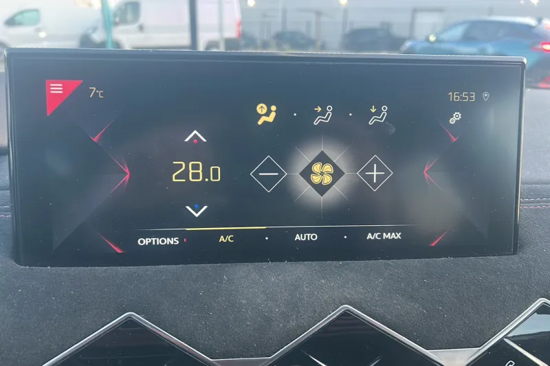 Image secondaire du véhicule 18