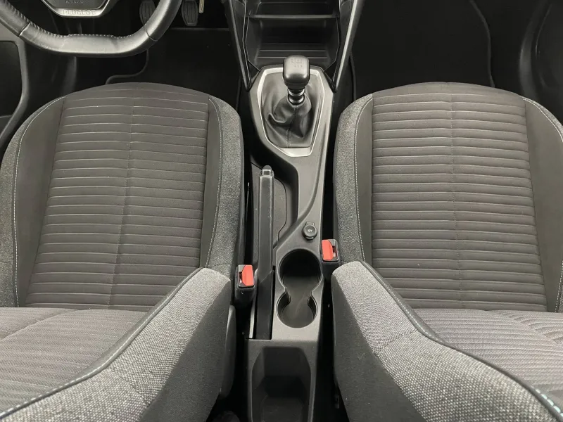 Image secondaire du véhicule 32