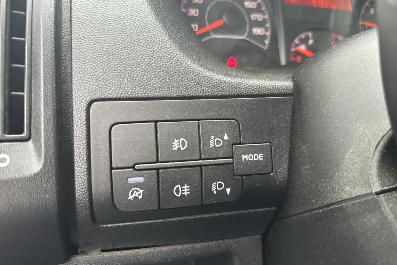 Image secondaire du véhicule 16