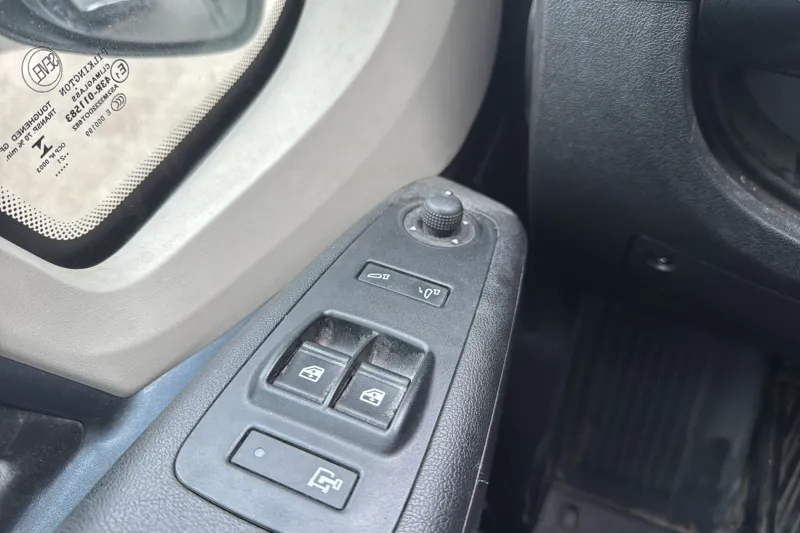 Image secondaire du véhicule 17