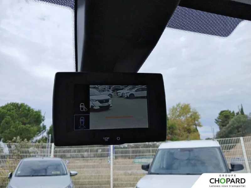 Image secondaire du véhicule 11