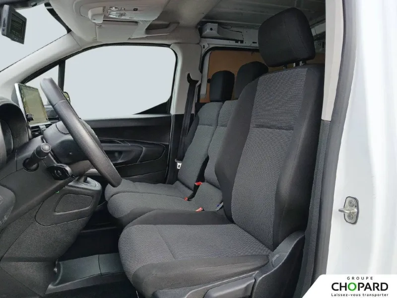 Image secondaire du véhicule 12