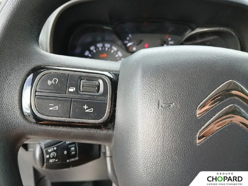 Image secondaire du véhicule 19