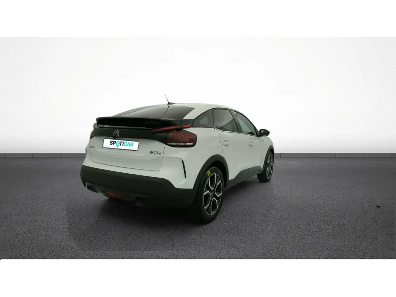 Image secondaire du véhicule 9