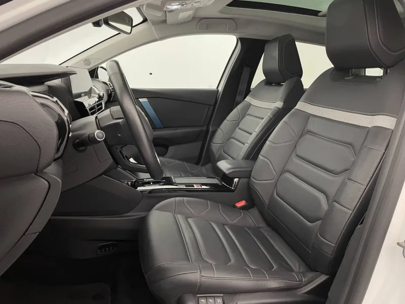 Image secondaire du véhicule 15