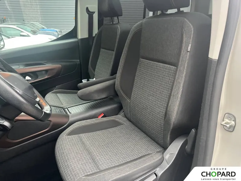 Image secondaire du véhicule 8