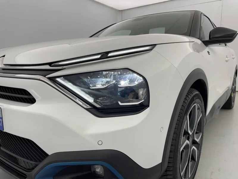 Image secondaire du véhicule 34