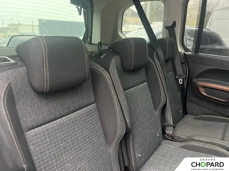 Image secondaire du véhicule 10