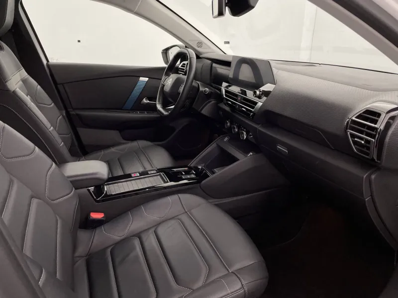 Image secondaire du véhicule 36