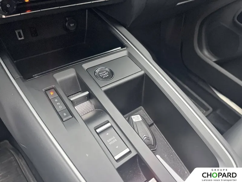 Image secondaire du véhicule 12