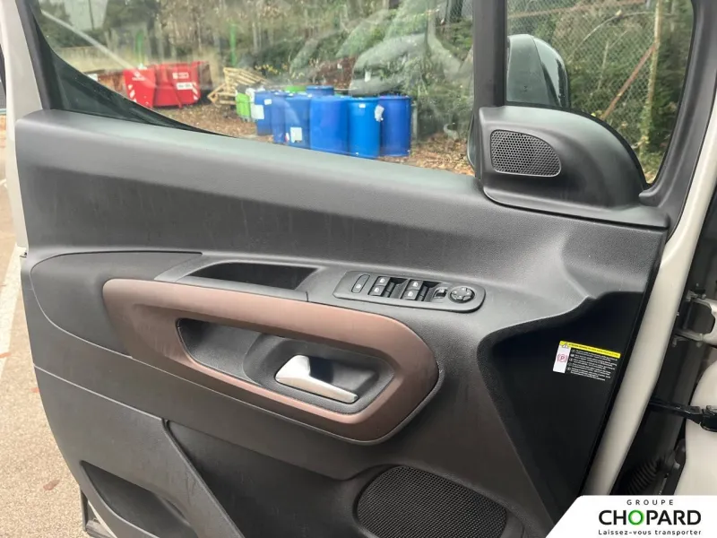 Image secondaire du véhicule 16