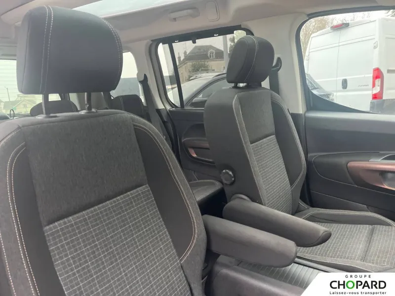 Image secondaire du véhicule 21