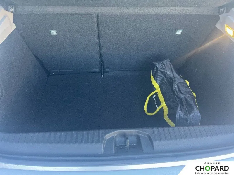 Image secondaire du véhicule 9