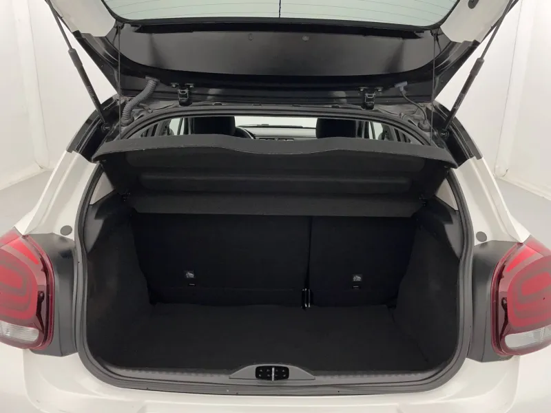 Image secondaire du véhicule 14