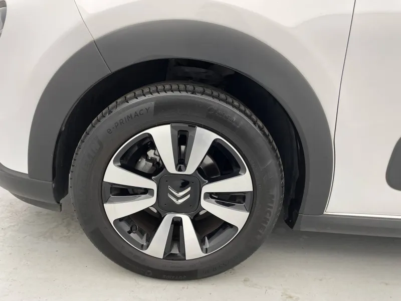 Image secondaire du véhicule 18