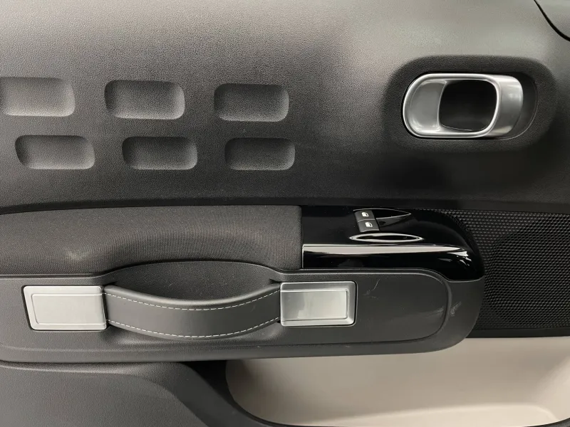 Image secondaire du véhicule 29