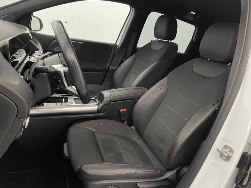 Image secondaire du véhicule 41