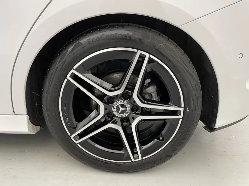 Image secondaire du véhicule 43