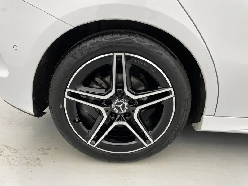 Image secondaire du véhicule 45