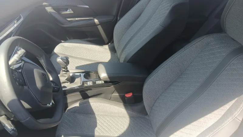 Image secondaire du véhicule 11